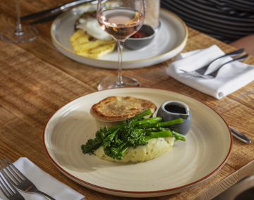 20% off stays with breakfast & dinner