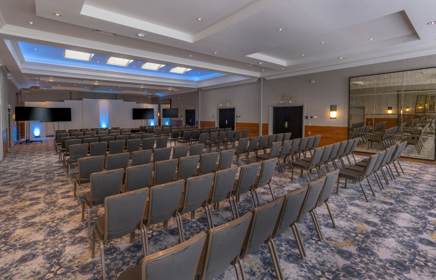 Themajoroak Carousel Desktop The Major Oak Theatre 4 Carousel