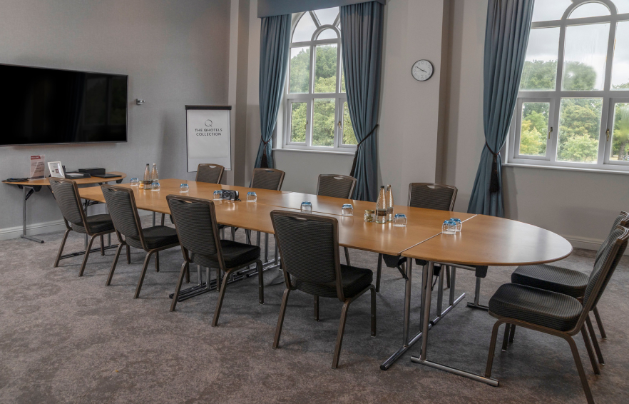 Carousel Desktop Cedar