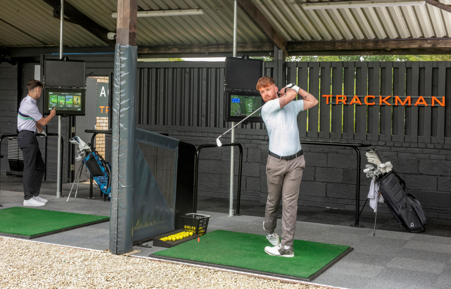 Carousel Desktop Trackman