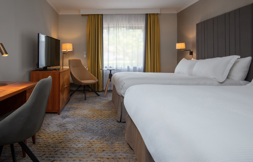 Carousel Desktop Deluxe Twin 1 Carousel