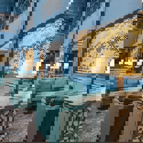 <p>LOBBY</p>