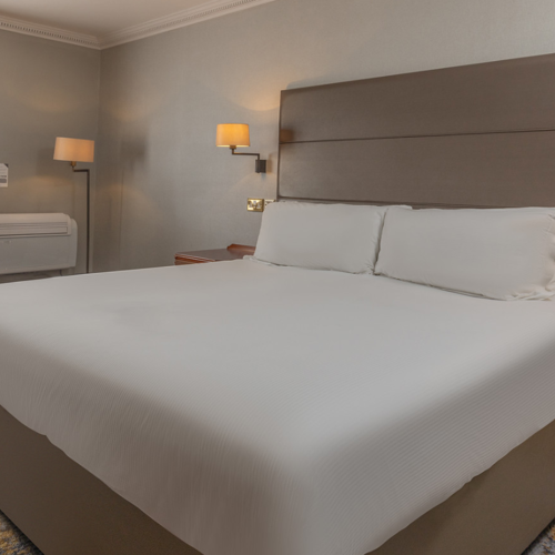 <p>SUPERIOR KING</p>