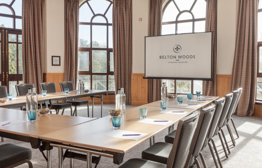 Willowcarousel Desktop The Willow Room Ushape 3 Carousel