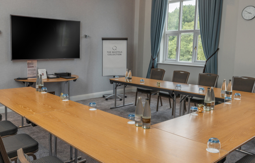 Cedar Carousel Desktop The Cedar Suite Ushape 11 Carousel